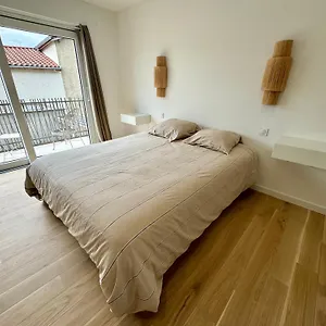  Maison d'hôtes Climatise Avec Balcon, Kitchenette Equipee, Douche, Baignoire, Wc Et Bureau